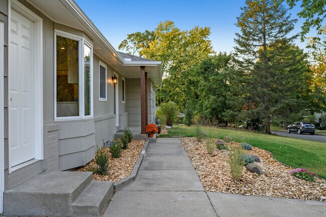 Foto del edificio - 3656 Woody Ln