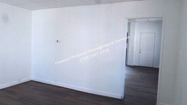 Foto del edificio - 416 E Reynolds St