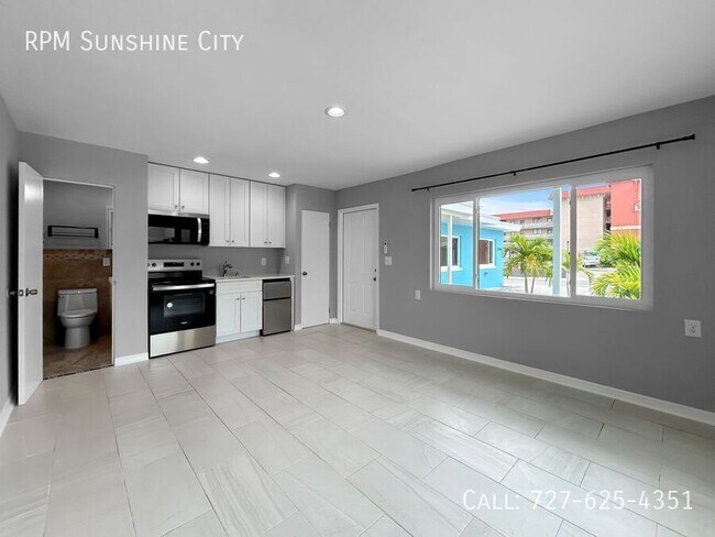 Building Photo - 17615 Lee Ave