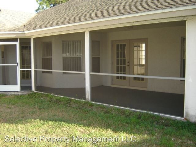 Foto del edificio - 20329 Melville St