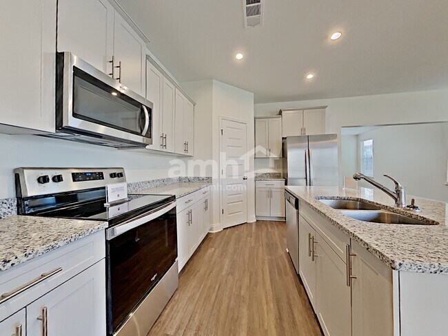 Foto del edificio - 5510 Central Grove Sq
