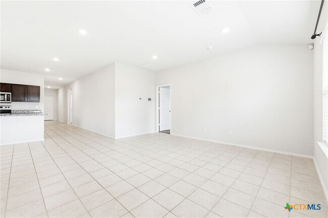 Foto del edificio - 9505 Kensley Rose Dr