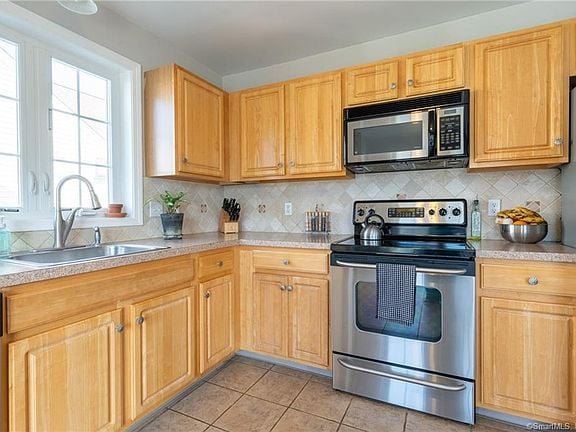 Foto del edificio - 50 Hidden Pines Cir