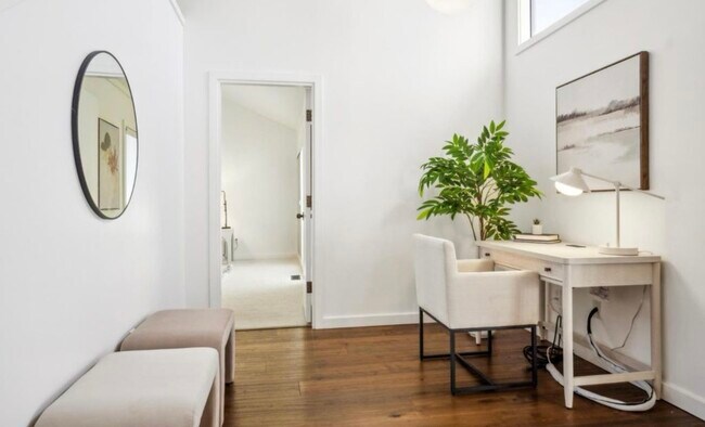 Foto del edificio - 9668 Willow Ct