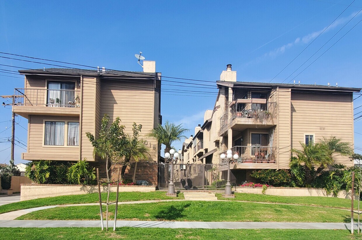 1015 W 159th St, Gardena, CA 90247 Townhome Rentals in Gardena CA