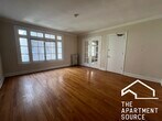 Foto principal - 909 Elmwood Ave