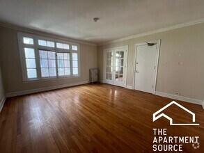 Building Photo - 909 Elmwood Ave