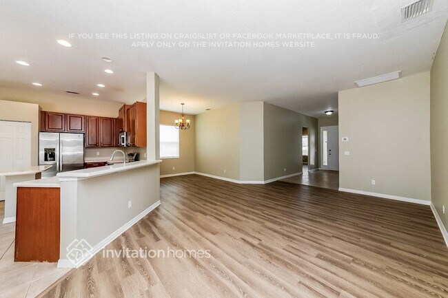 Foto del edificio - 11465 56th St Cir E