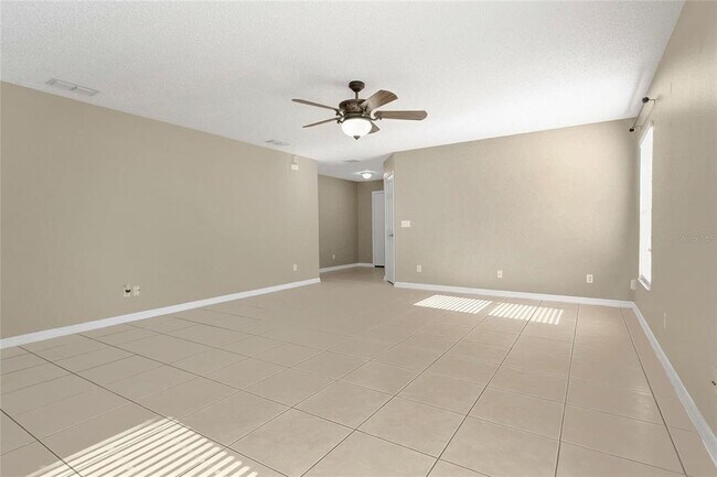 Foto del edificio - 938 Crystal Bay Ln