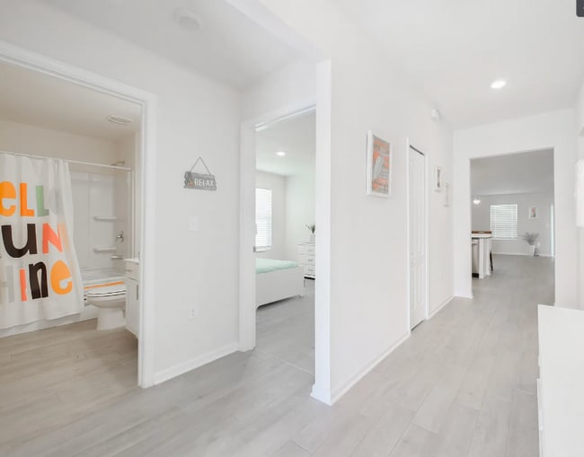 Building Photo - 257 N Hamilton Springs Rd