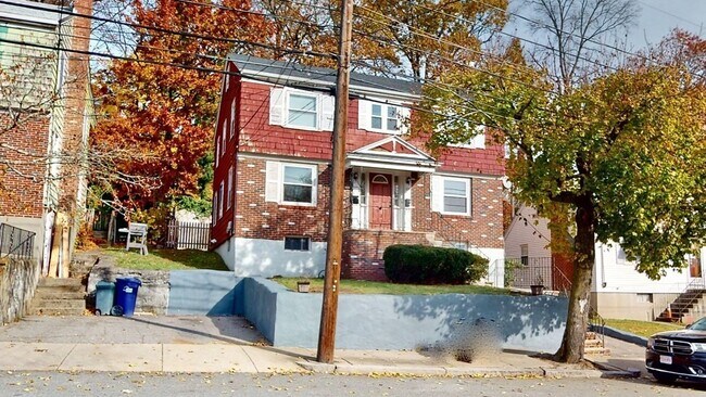 Building Photo - 339 West St