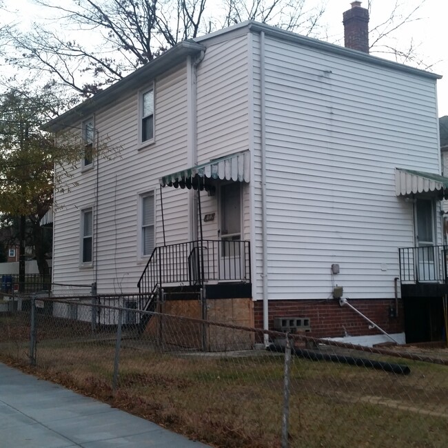 Building Photo - 1002 49th St NE