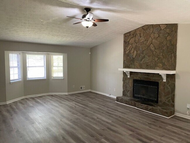 Building Photo - 7345 Chaucer Ct