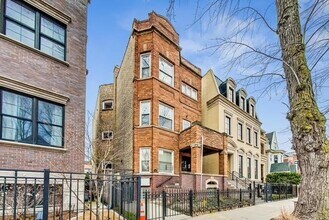 Building Photo - 3704 N Janssen Ave