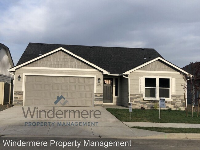 Foto del edificio - 3 br, 2 bath House - 1493 Theresa Ave