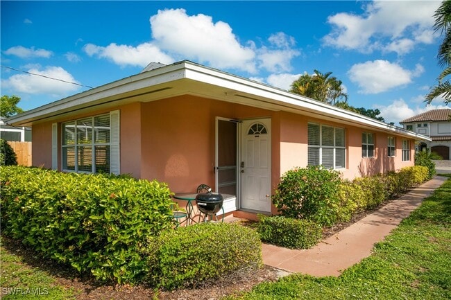 Foto del edificio - 520 97th Ave N