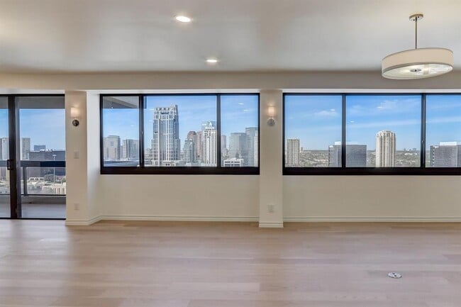Foto del edificio - 49 Briar Hollow Ln