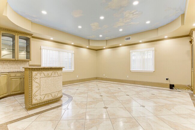 Foto del edificio - 6641 Agnes Ave