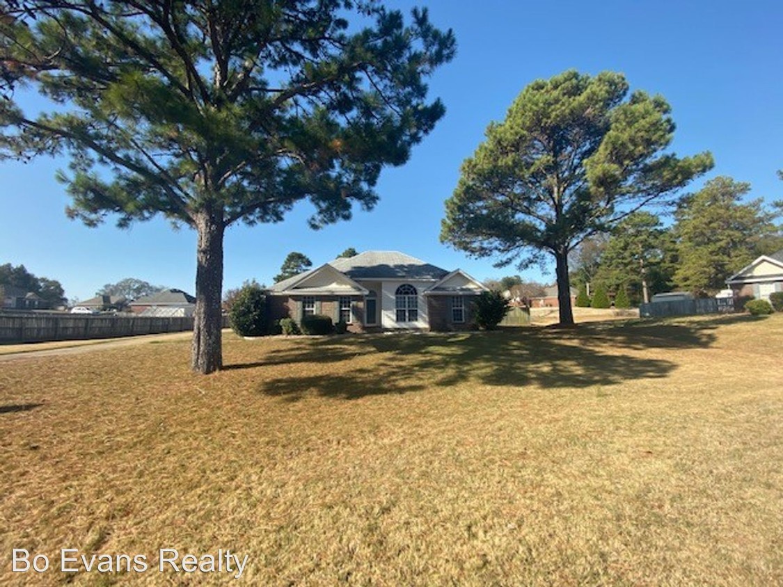 Foto principal - 4 br, 2 bath House - 223 Jasmine Court