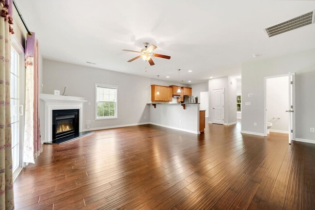 Building Photo - 3408 Alman Dr
