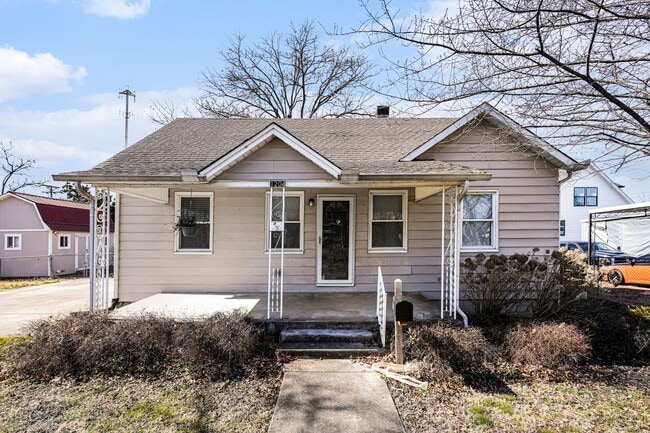 Charming 3 bedroom House in Old Hickory Village - Charming 3 bedroom House in Old Hickory Village