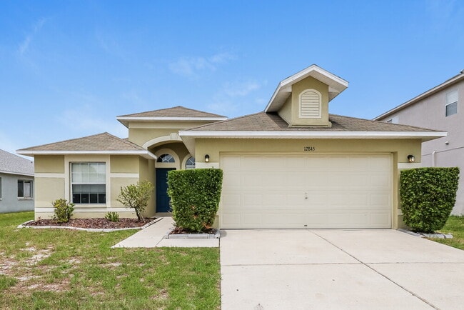 Building Photo - 12845 Longcrest Dr