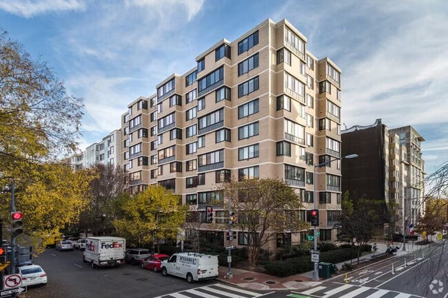 Building Photo - 2030 F St NW