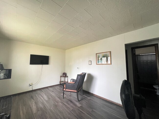 Building Photo - 720 4th Avenue Pl