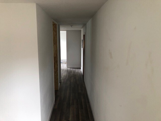 Building Photo - 2545 Park Dr