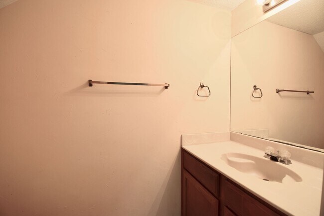 Building Photo - Beauregard Cir.7825