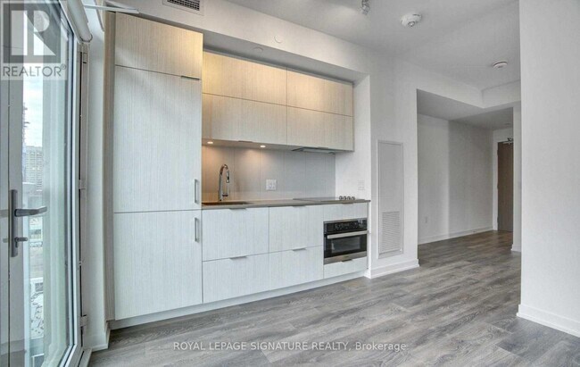 Photo du bâtiment - 20 Richardson St