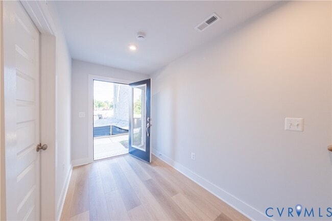 Foto del edificio - 10195 Blue Wing Ln