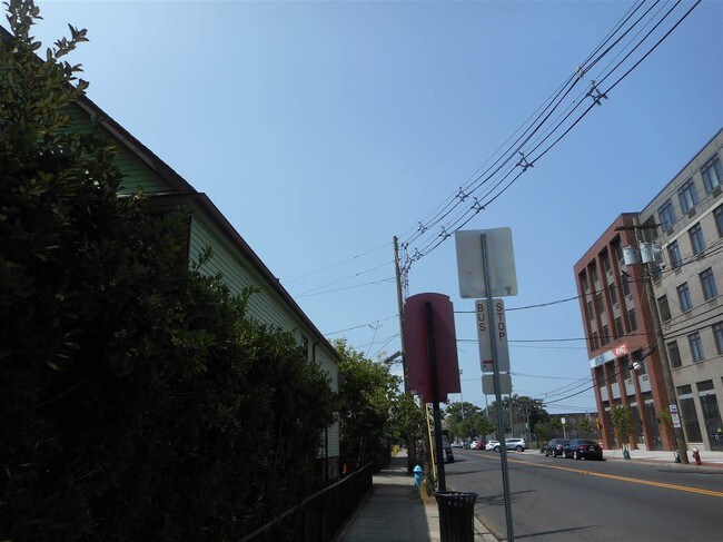 Building Photo - 419 Stegman Pkwy