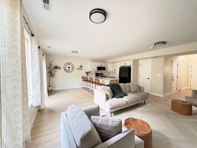 Foto del edificio - 2055 Evans Cove Loop