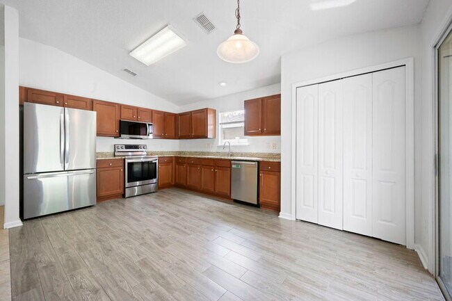 Foto del edificio - 843 Bonaparte Landing Ct