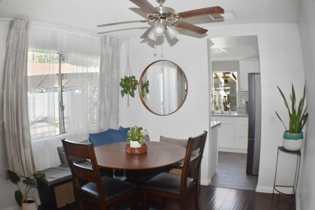 Building Photo - 14141 Paddock St