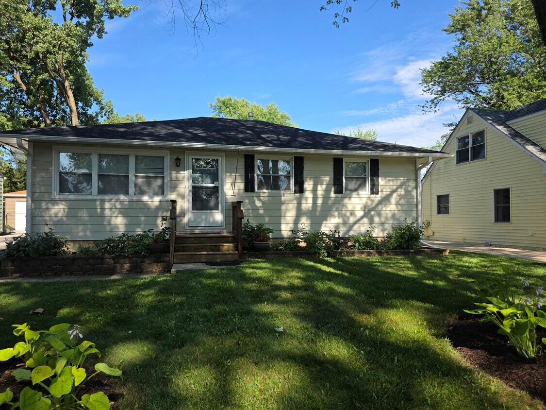 Primary Photo - 1818 S 4th Pl