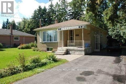 Photo du bâtiment - 378 Marybay Crescent