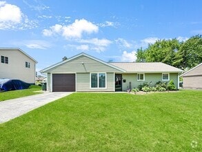 Building Photo - 7830 Sprucewood Ave