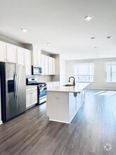 Building Photo - 449 Cross Country Way