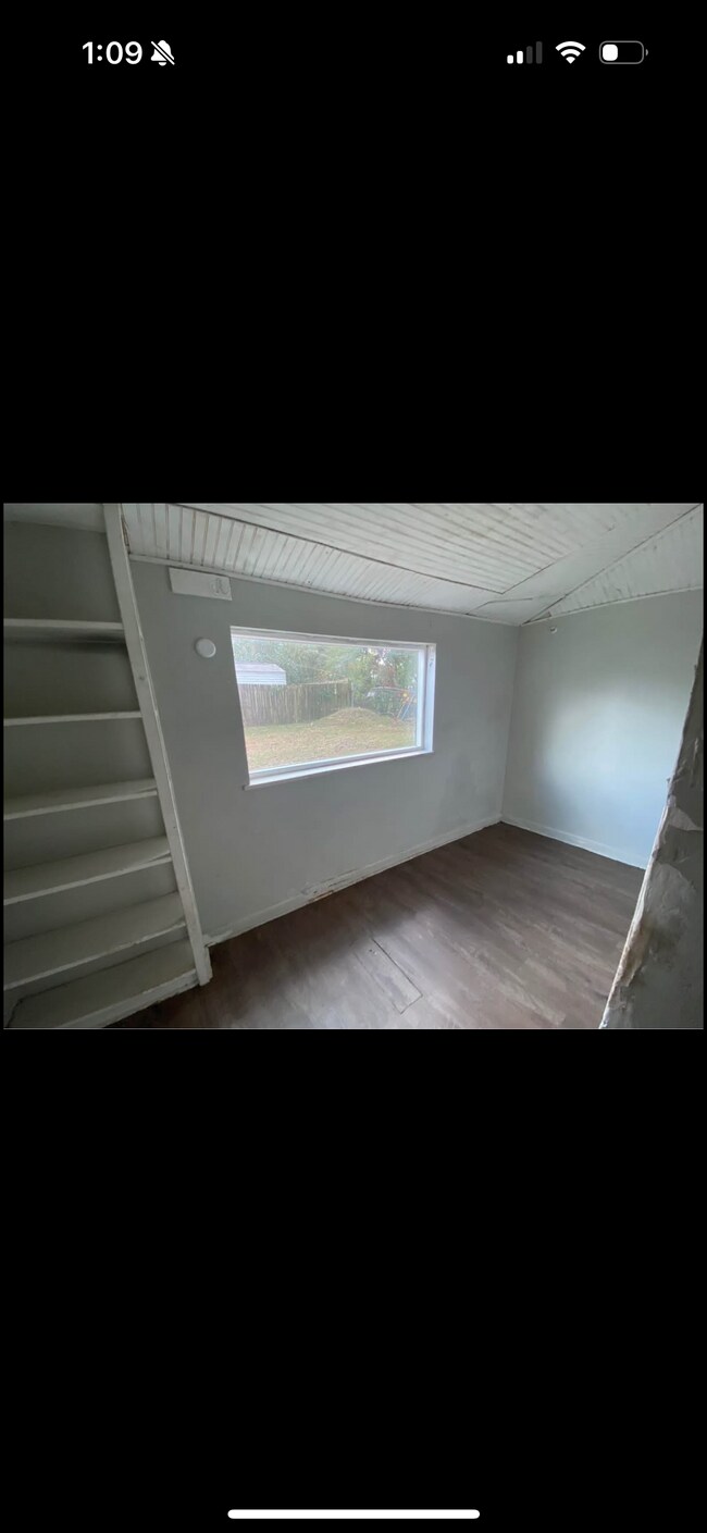 Foto del edificio - 214 W Volusia Ave