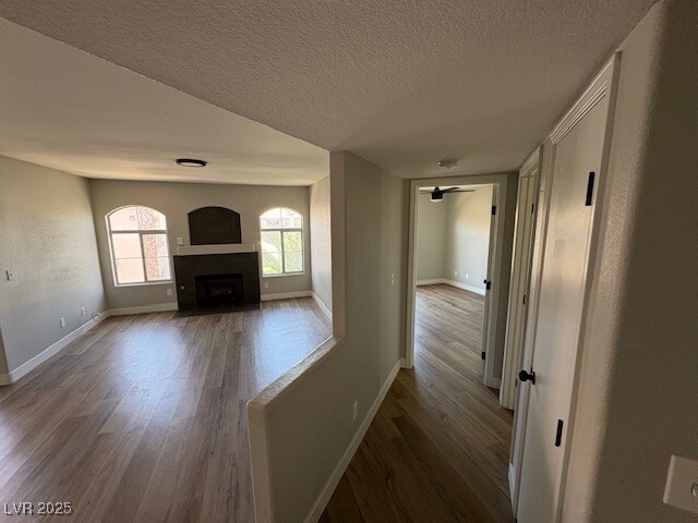 Building Photo - 4555 E Sahara Ave