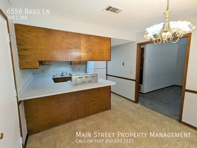 Building Photo - 6556 Bass Ln
