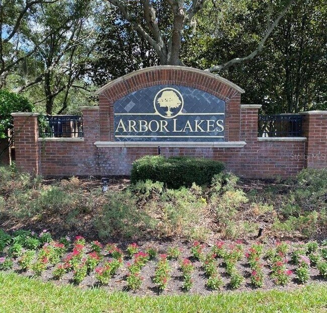 Foto del edificio - 2024 Arbor Lakes Cir