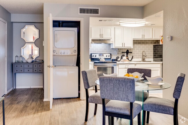 West Plaza Estates Bedroom Apartments for Rent Glendale, AZ