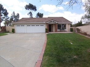 Building Photo - 14742 Shadowbrook Ct