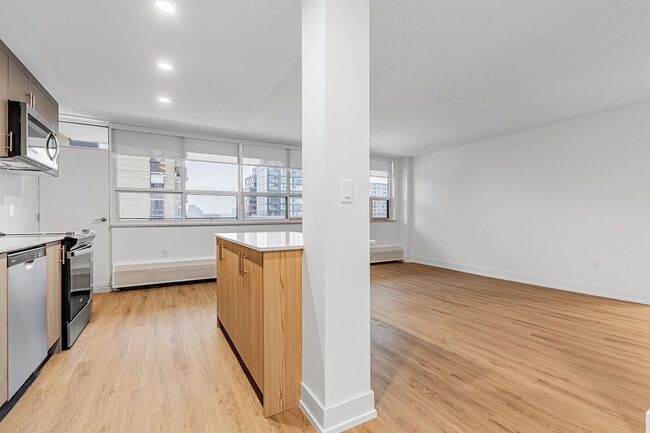 Photo du bâtiment - 115 Tyndall Ave