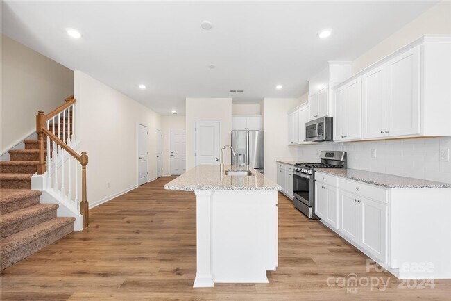 Foto del edificio - 2765 Yeager Dr NW