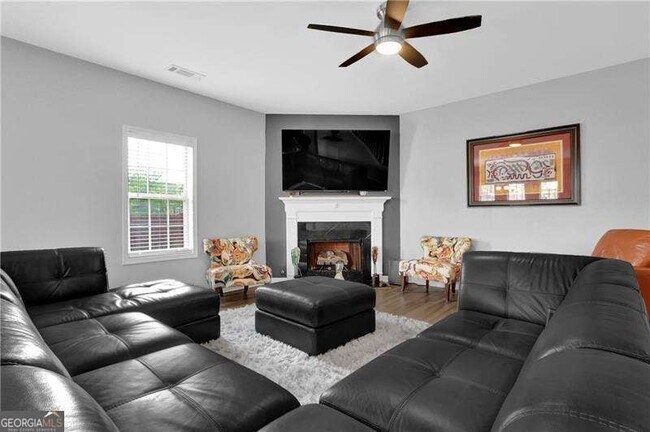 Foto del edificio - 2145 Waterford Park Dr