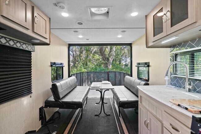 Foto del edificio - 2014 Newman St